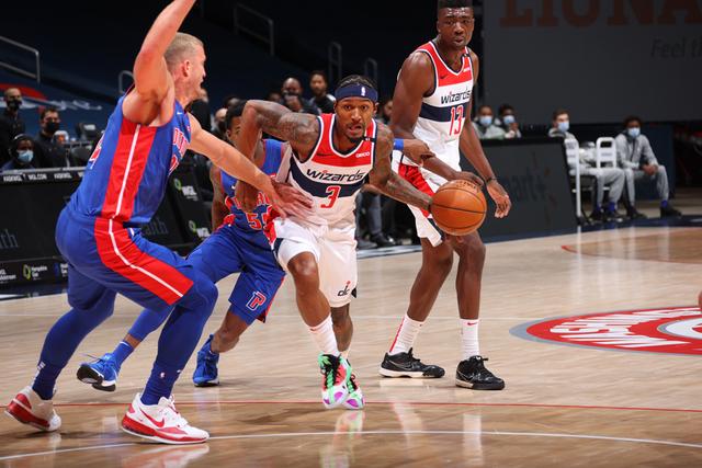 人员进行更 人员进行更