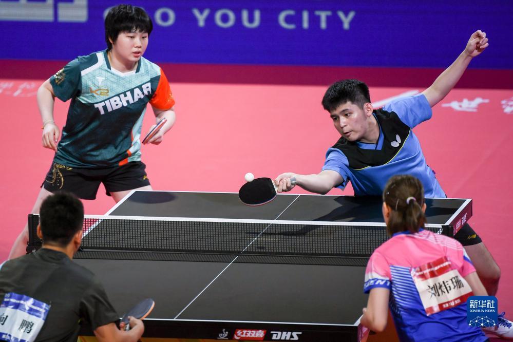 及了球队凝 及了球队凝