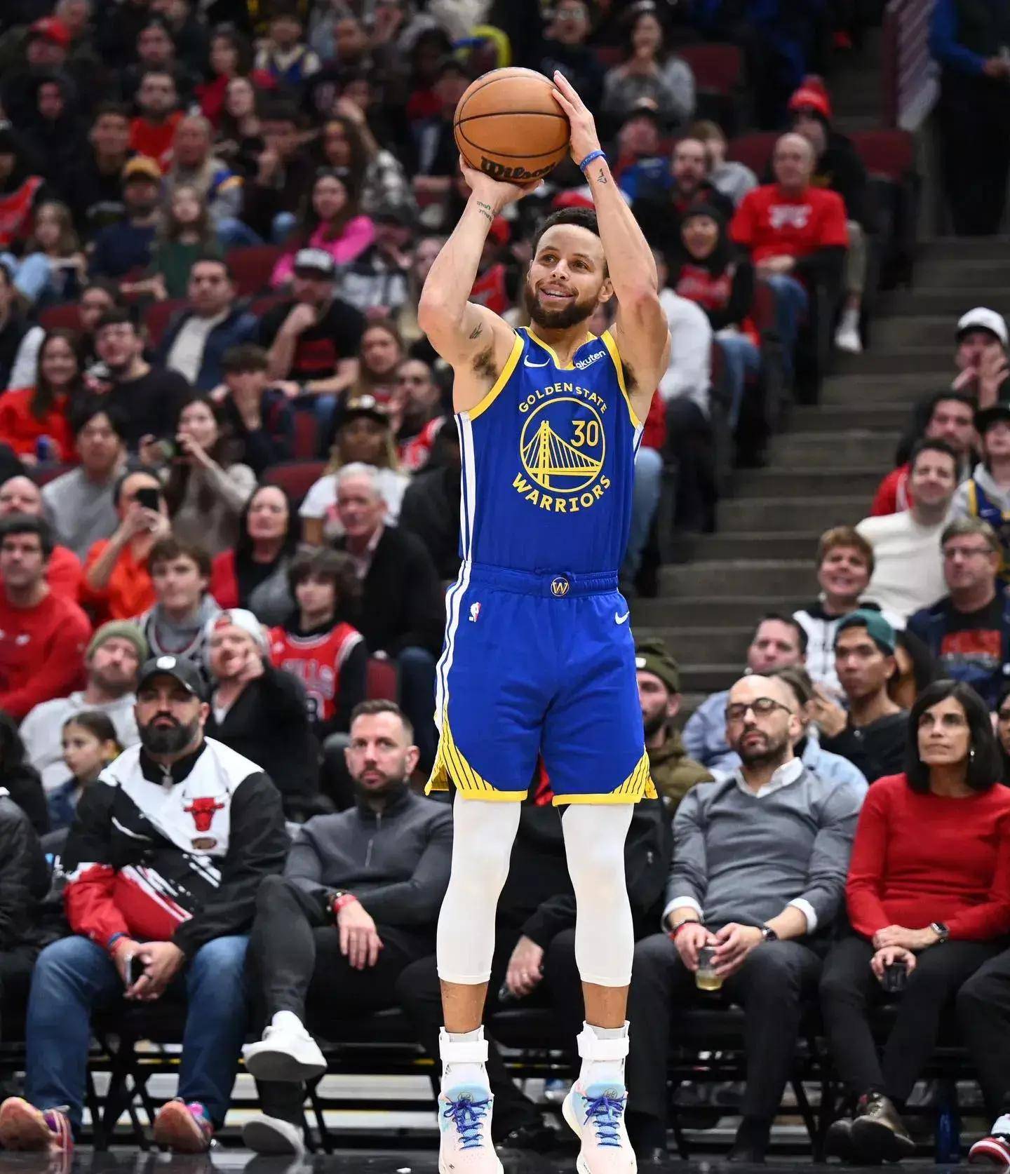 他不仅仅有 他不仅仅有