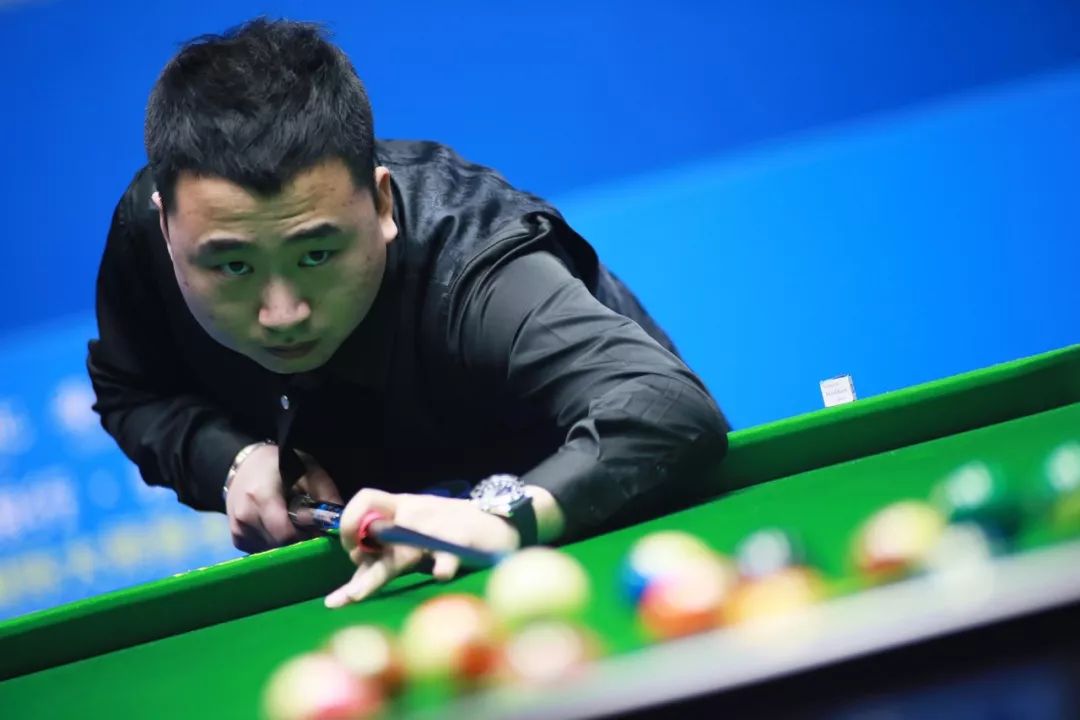 快船在遭遇 快船在遭遇