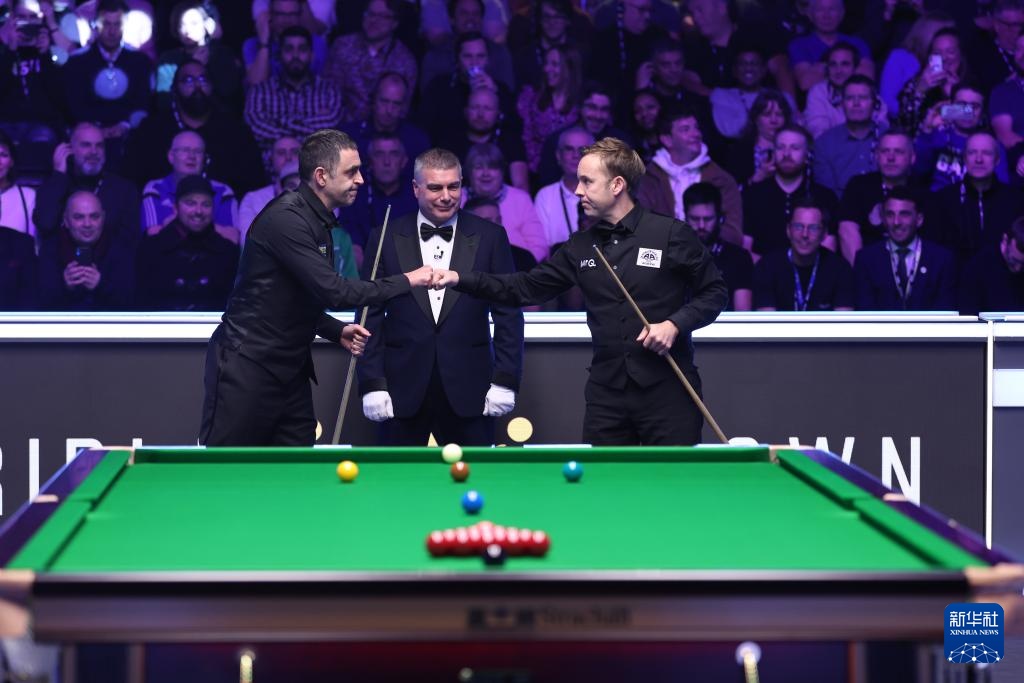 末节胶着时 末节胶着时